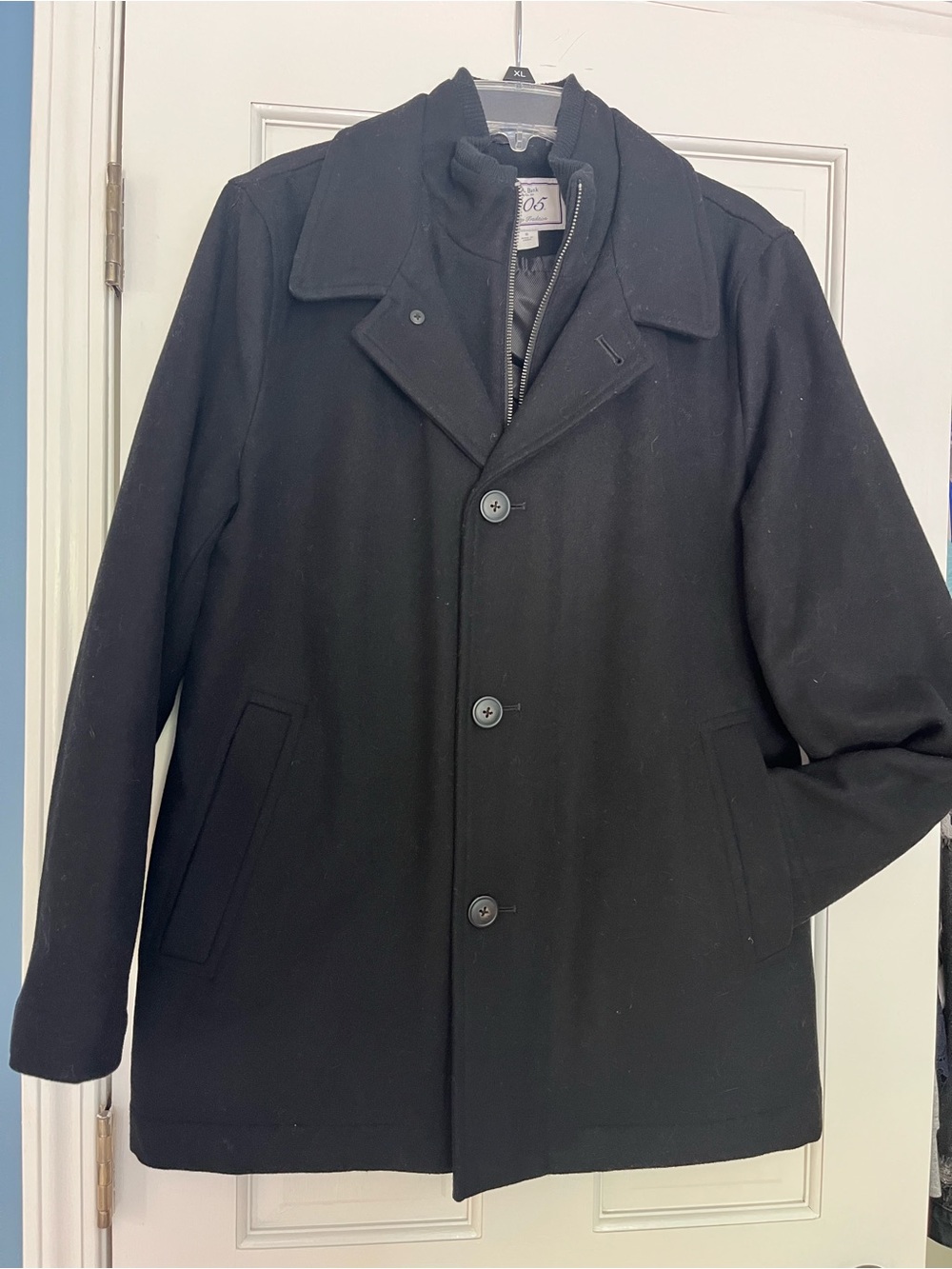 Jos. A Banks Men's Black Wool Blend Pea Coat with Button Front